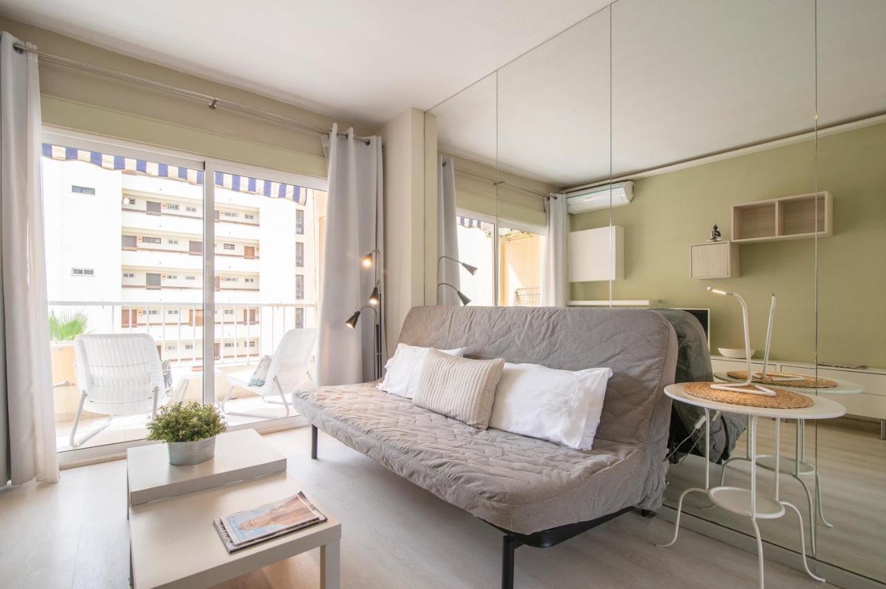 Cibeles...Estudio En El Paseo Maritimo....Wifi Marbella Eksteriør billede